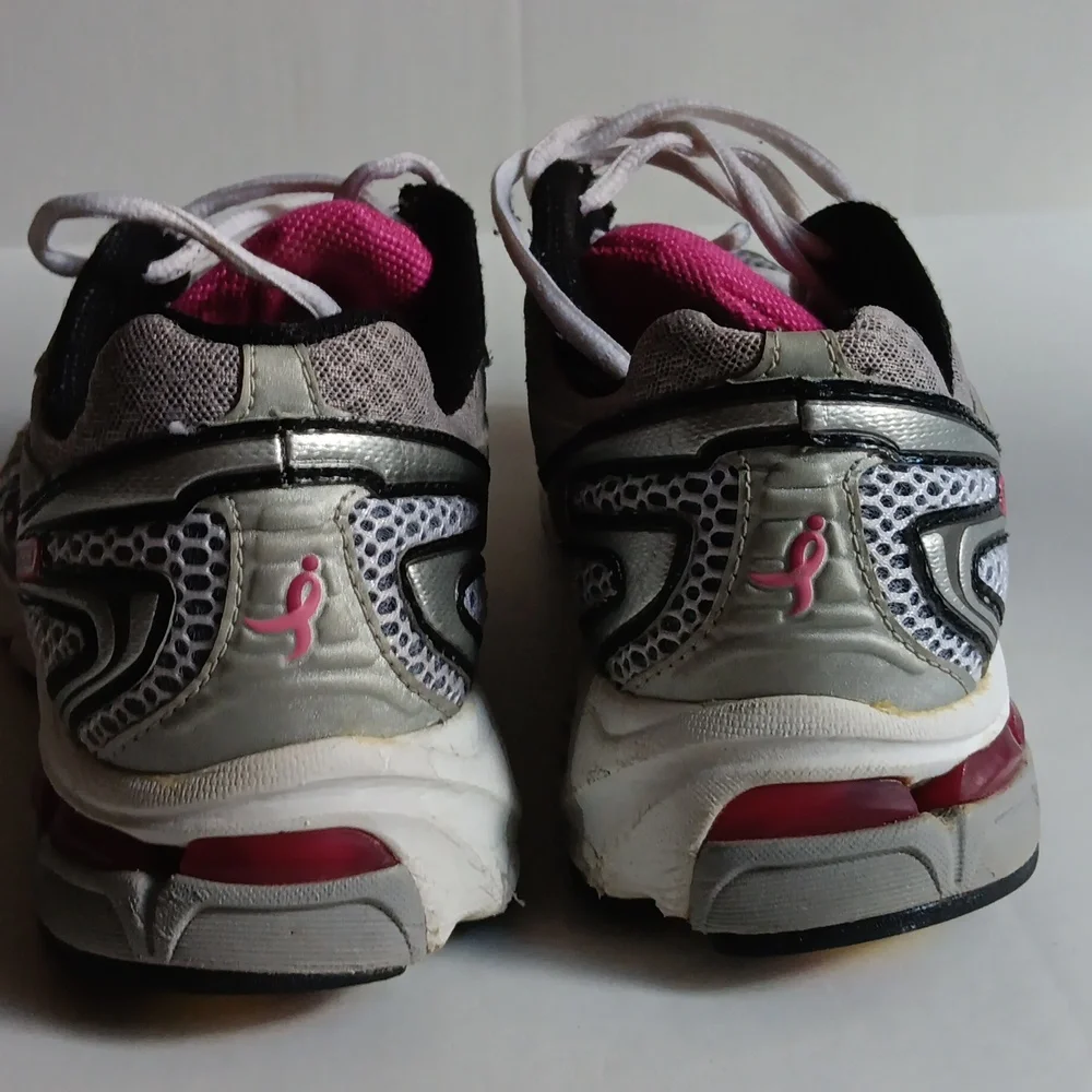 NEW BALANCE WOMEN'S ATHLETIC SHOES PINK &  GRAY - Picture 5 of 6